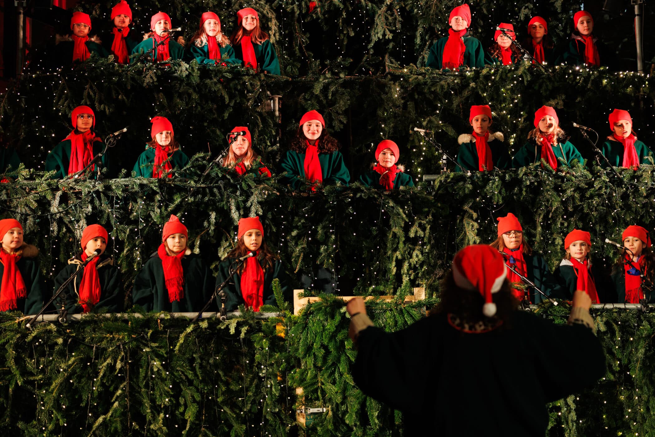 ISZL primary students singing